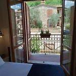 Lägenhet I Tre Poeti
