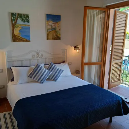 Apartment I Tre Poeti