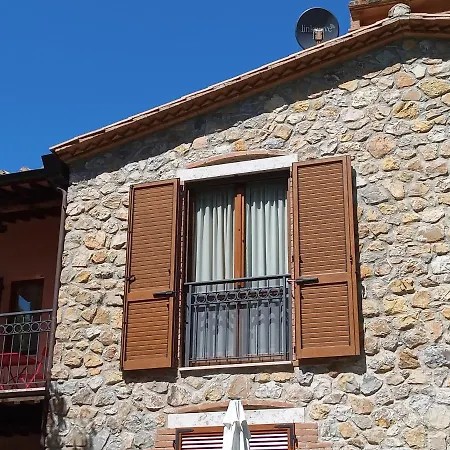 I Tre Poeti Apartment Saturnia