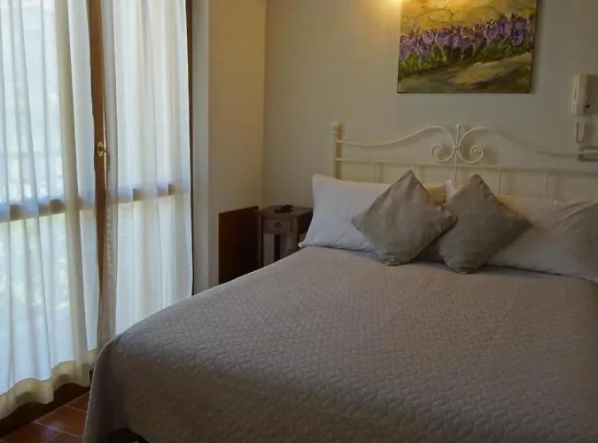 I Tre Poeti * Saturnia