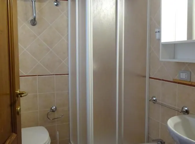 I Tre Poeti Daire Saturnia