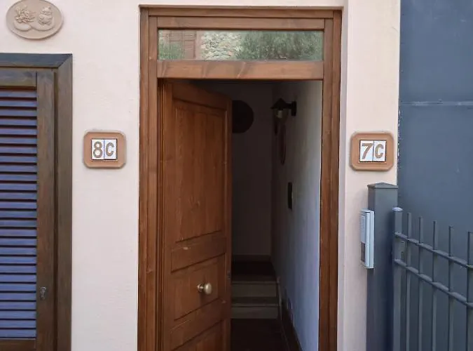 Daire I Tre Poeti Saturnia